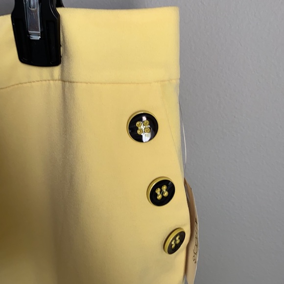 NWT! Bar lll Ladies Yellow Button Detail Trousers - Picture 4 of 8